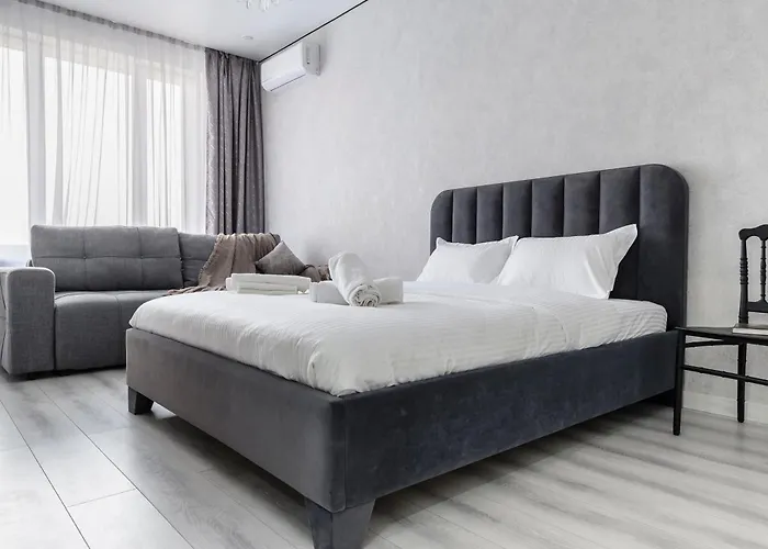 Premium Apartment Network By Mega Mall